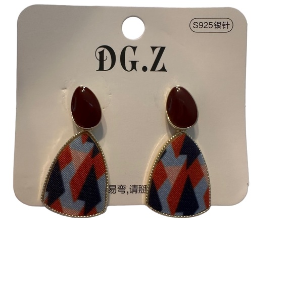 Trendy Autumn Colored Drop Earrings - Picture 3 of 4